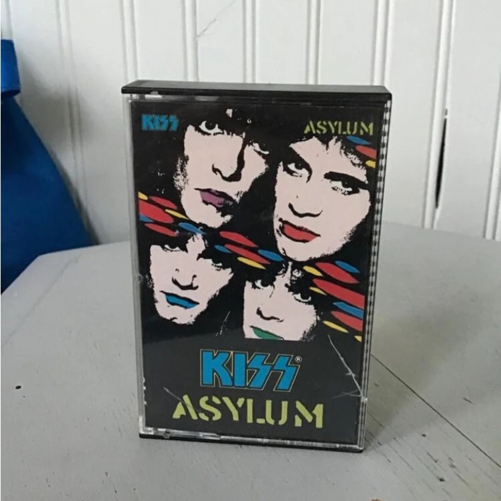 1985 K I S S cassette tape